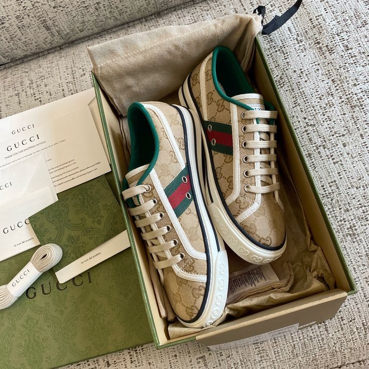 Gucci Classic Double G Shoes